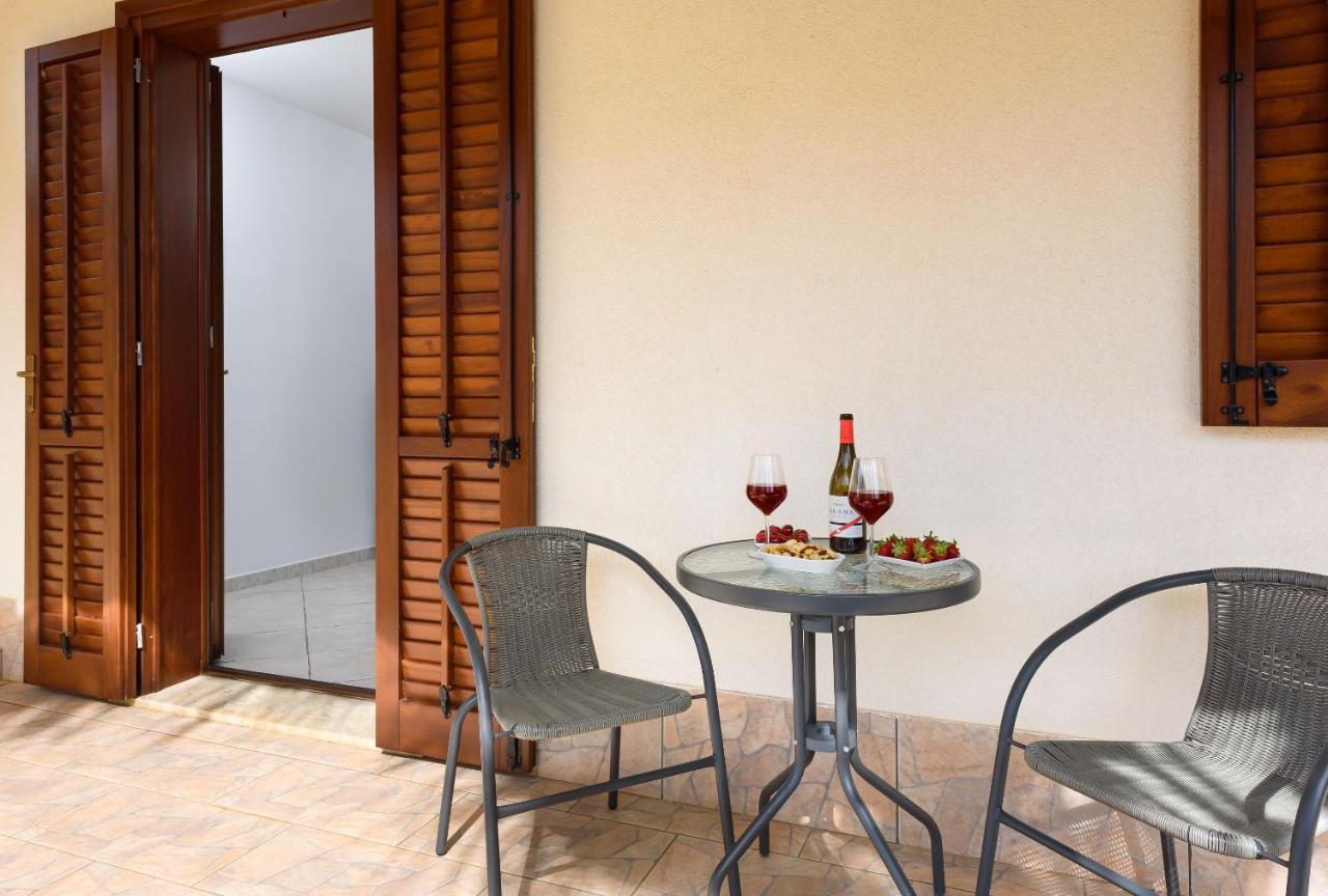 Bedda Luna Villa San Vito Lo Capo Buitenkant foto